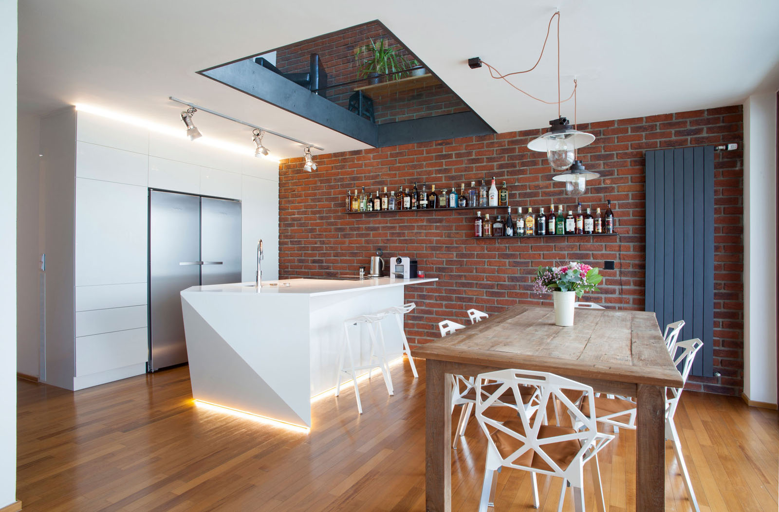 Live-Work-Triplex-Loft-Apartment_1
