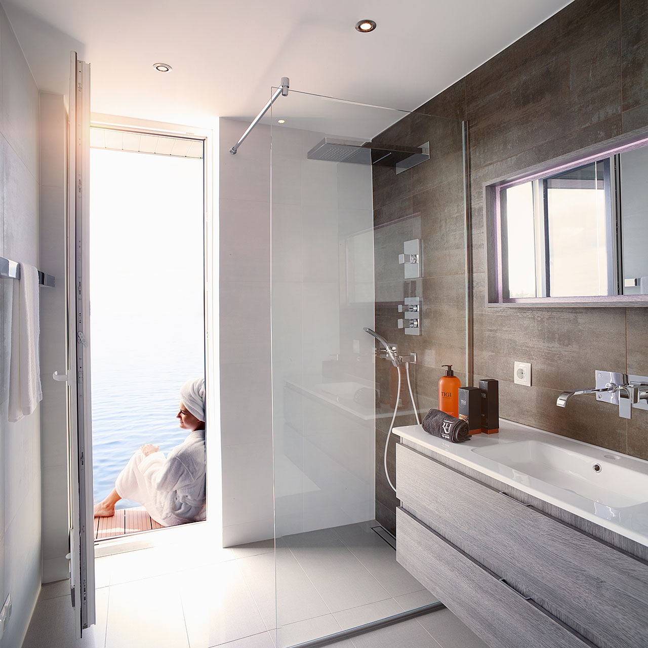 luxury-floating-penthouse-on-the-water_7