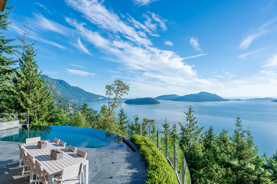 Luxury-Ocean-View-Home-160-Mountain-Drive-West-Vancouver-BC_1
