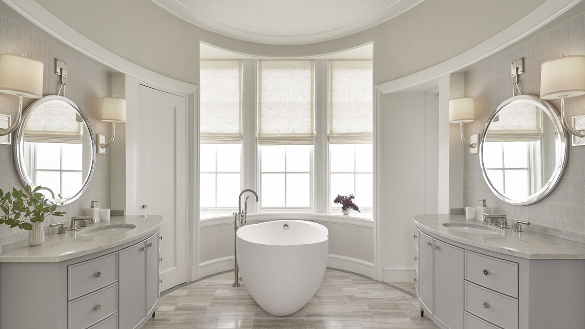 Contemporary Lakeside Home - Lake Geneva, Wisconsin Contemporary Luxury Bathroom