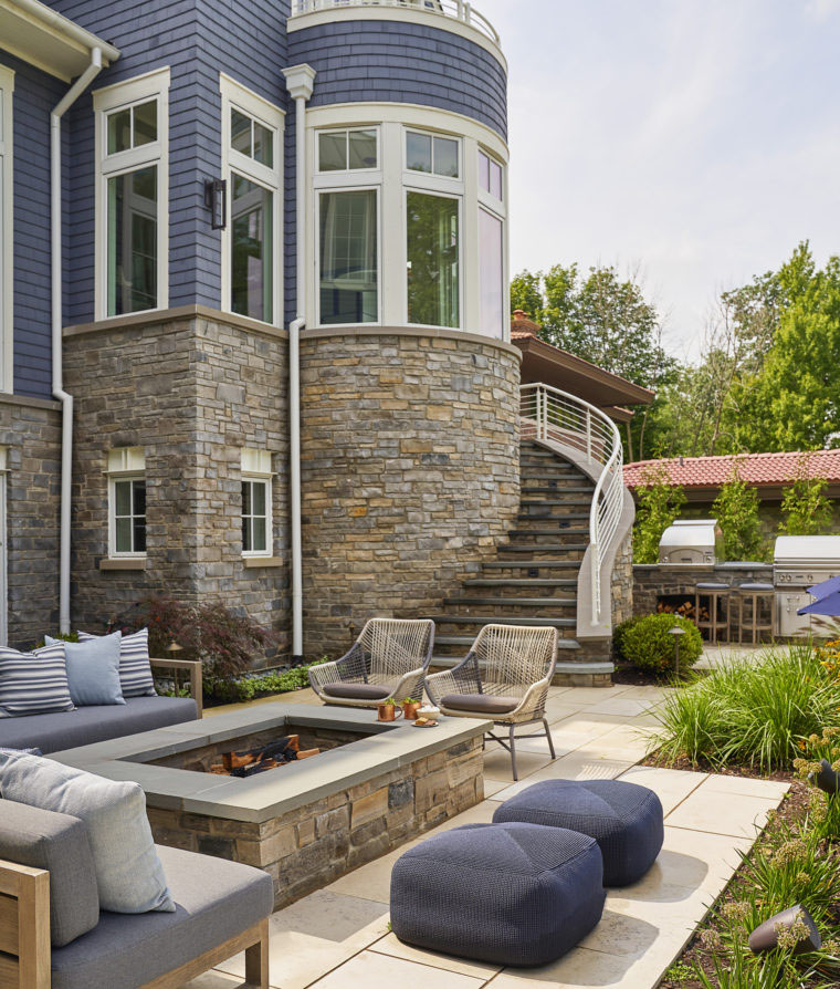 Contemporary Stone-and-Shingle Cottage - Lake Geneva, Wisconsin