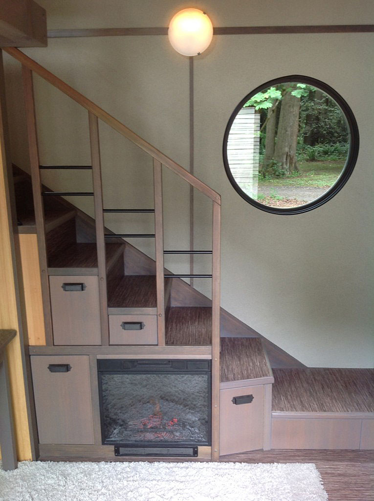 Luxury-Tiny-House_6 Tiny House Stairway