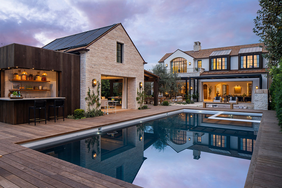 Luxury Transitional Home with French-Inspired Architecture - Costa Mesa, California