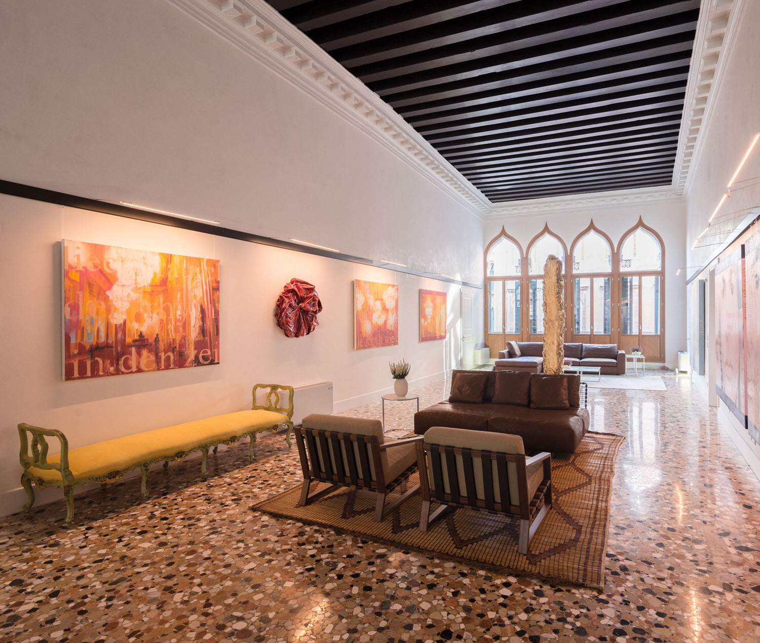 Luxury-Venice-Apartment-Piano-Nobile_3 Modern Grand Canal Apartment in Venice