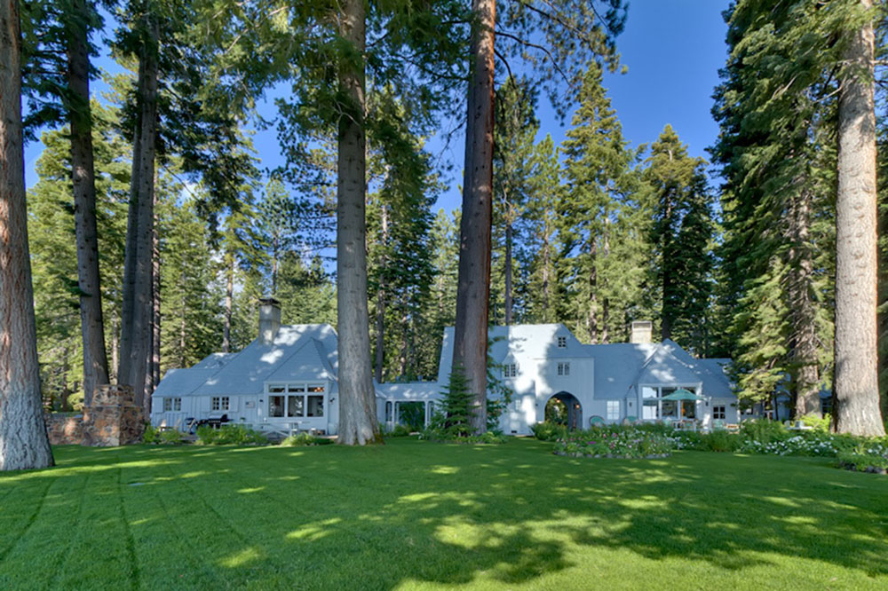 Mark Zuckerberg’s Secluded Lakefront Estate in Lake Tahoe, California