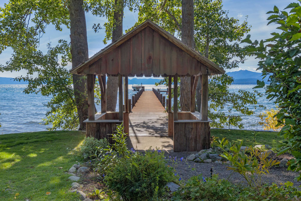 Mark Zuckerberg’s Secluded Lakefront Estate in Lake Tahoe, California