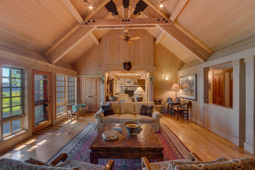 Mark Zuckerberg’s Secluded Lakefront Estate in Lake Tahoe, California Mark Zuckerberg’s House