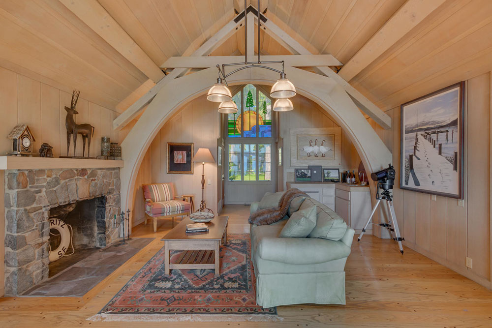 Mark Zuckerberg’s Secluded Lakefront Estate in Lake Tahoe, California