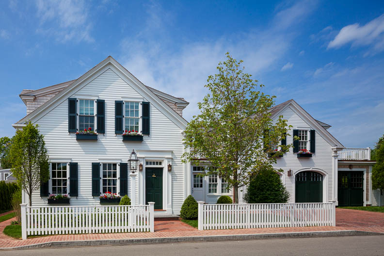 Martha’s-Vineyard-Traditional-Cottage_1