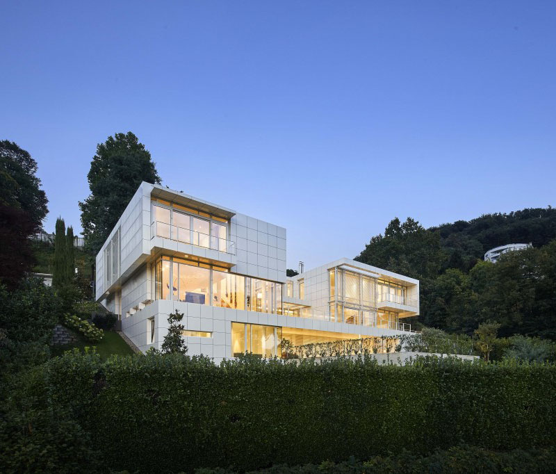 Minimalist Hillside Home with View of Lake Lugano - Montagnola, Switzerland