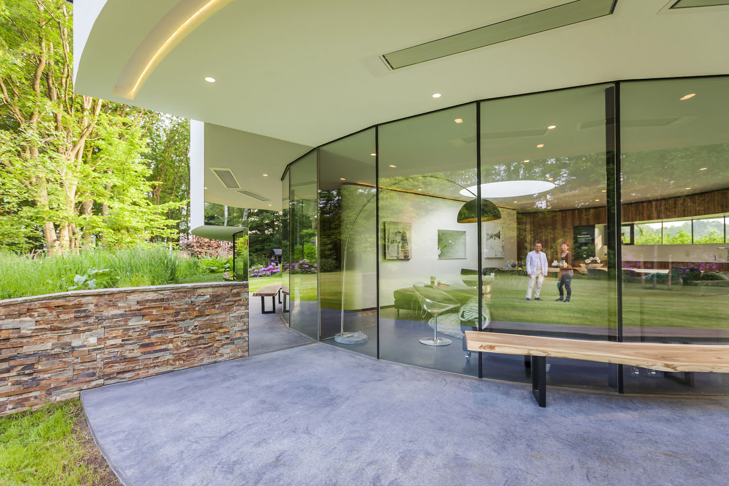 Modern-Circular-House-Design_12