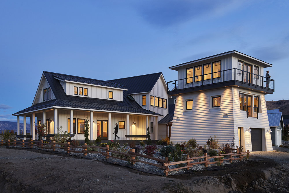 Modern-Farmhouse-Resort-Home-Lake-Chelan_1