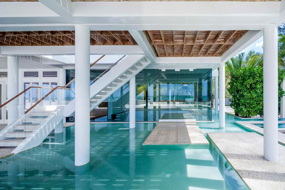 Beachfront Estate with Zen Vibe - Siesta Key, Florida