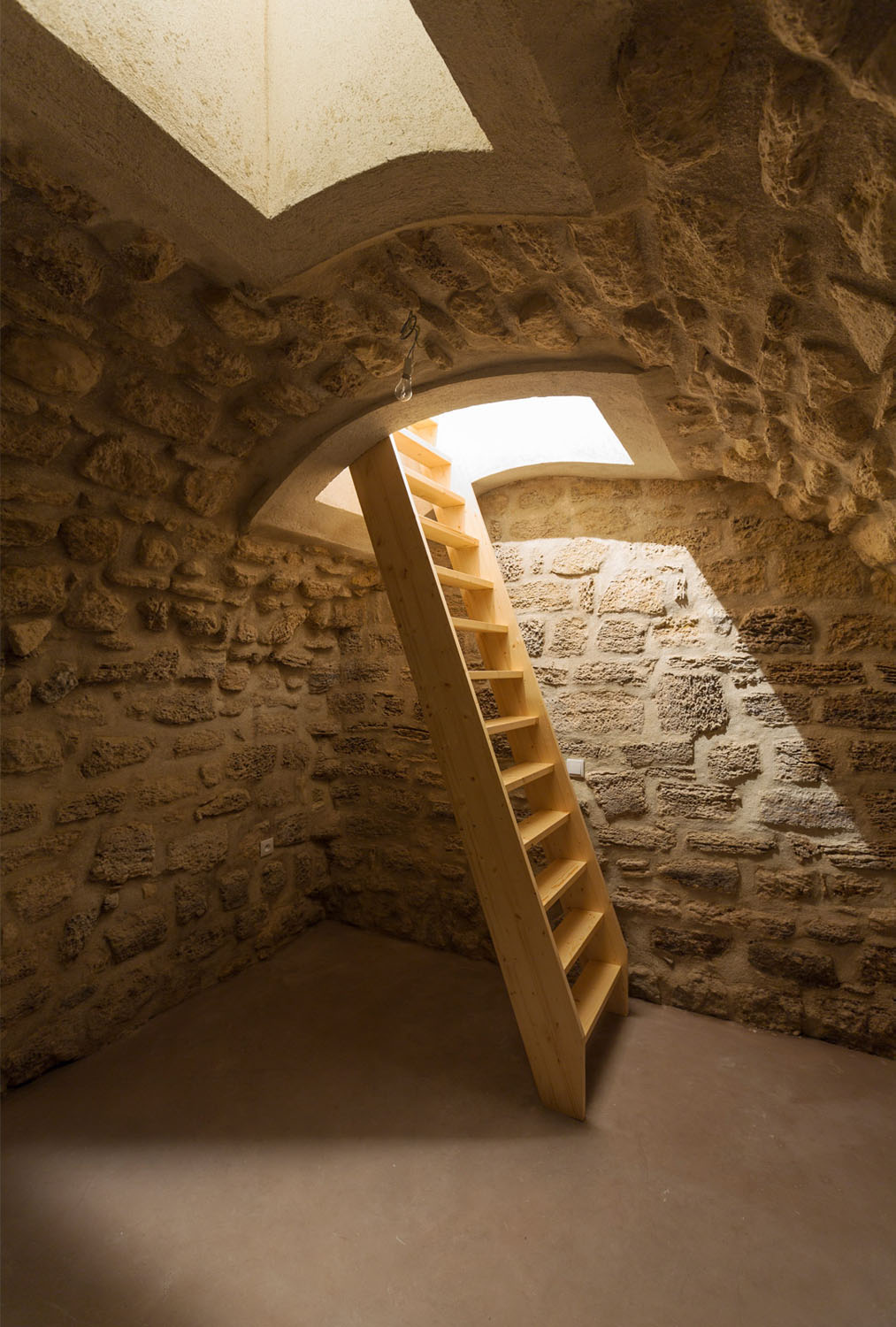 Modern-Paris-Studio-Flat_8