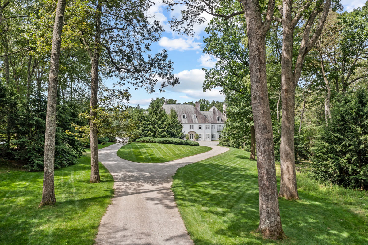 New England Country House