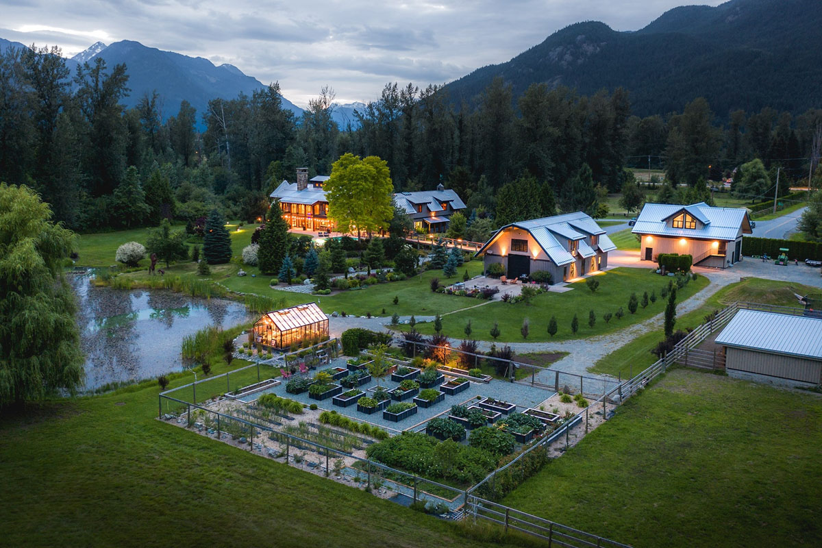 Luxury Mountain Home with Acreage - Pemberton, British Columbia, Canada