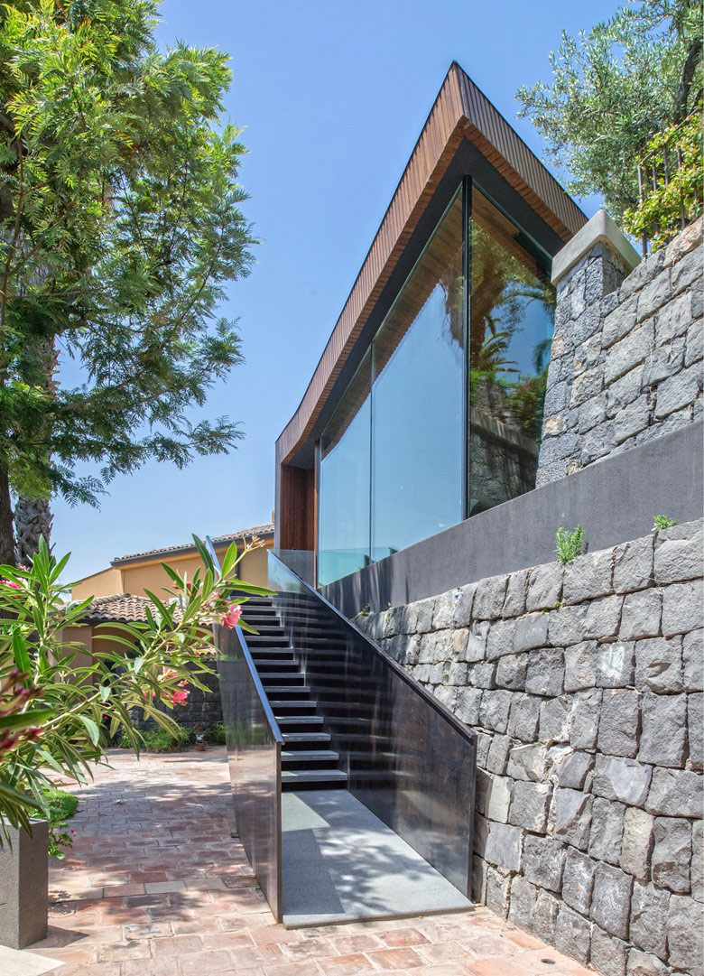 Modern-Villa-Catania-Sicily-Italy_4