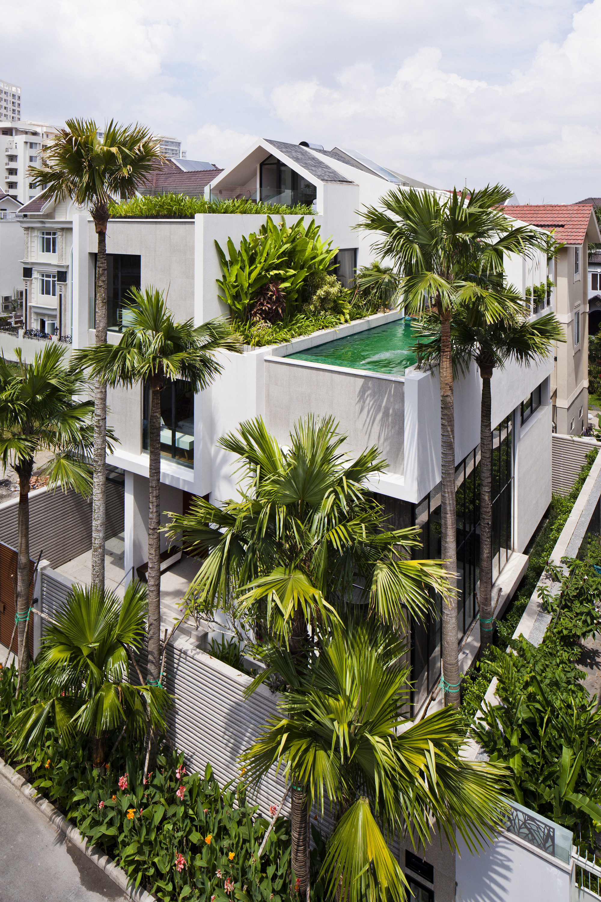 NQ-House-Nha-Dan-Architect_1 Modern Home with Second Floor Outdoor Swimming Pool