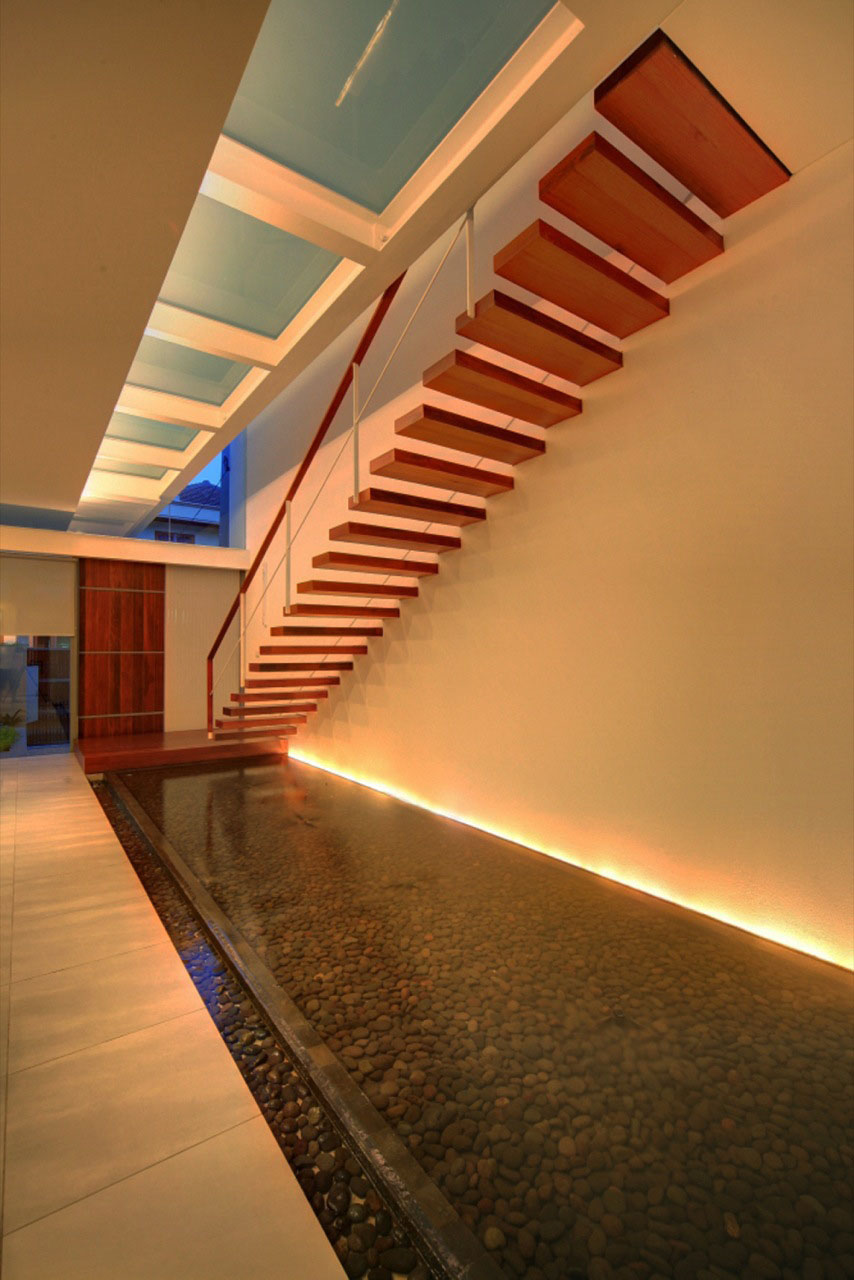 Narrow-House-Jakarta_11
