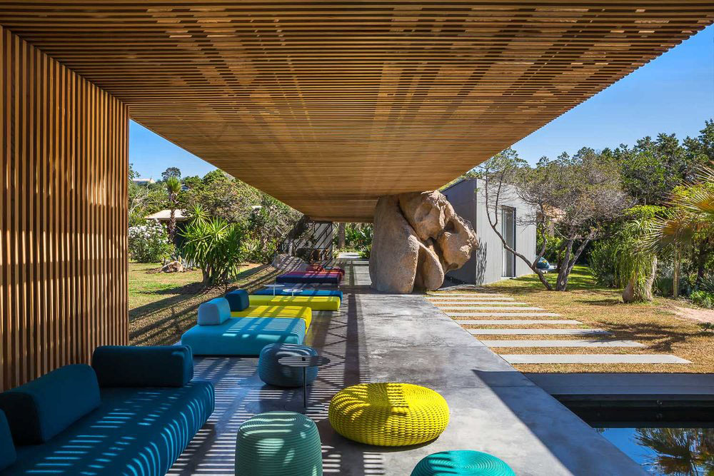 Natural Red Cedar Modern Timber Home with Sea Views - Corsica