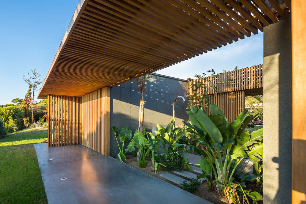Natural Red Cedar Modern Timber Home with Sea Views - Corsica