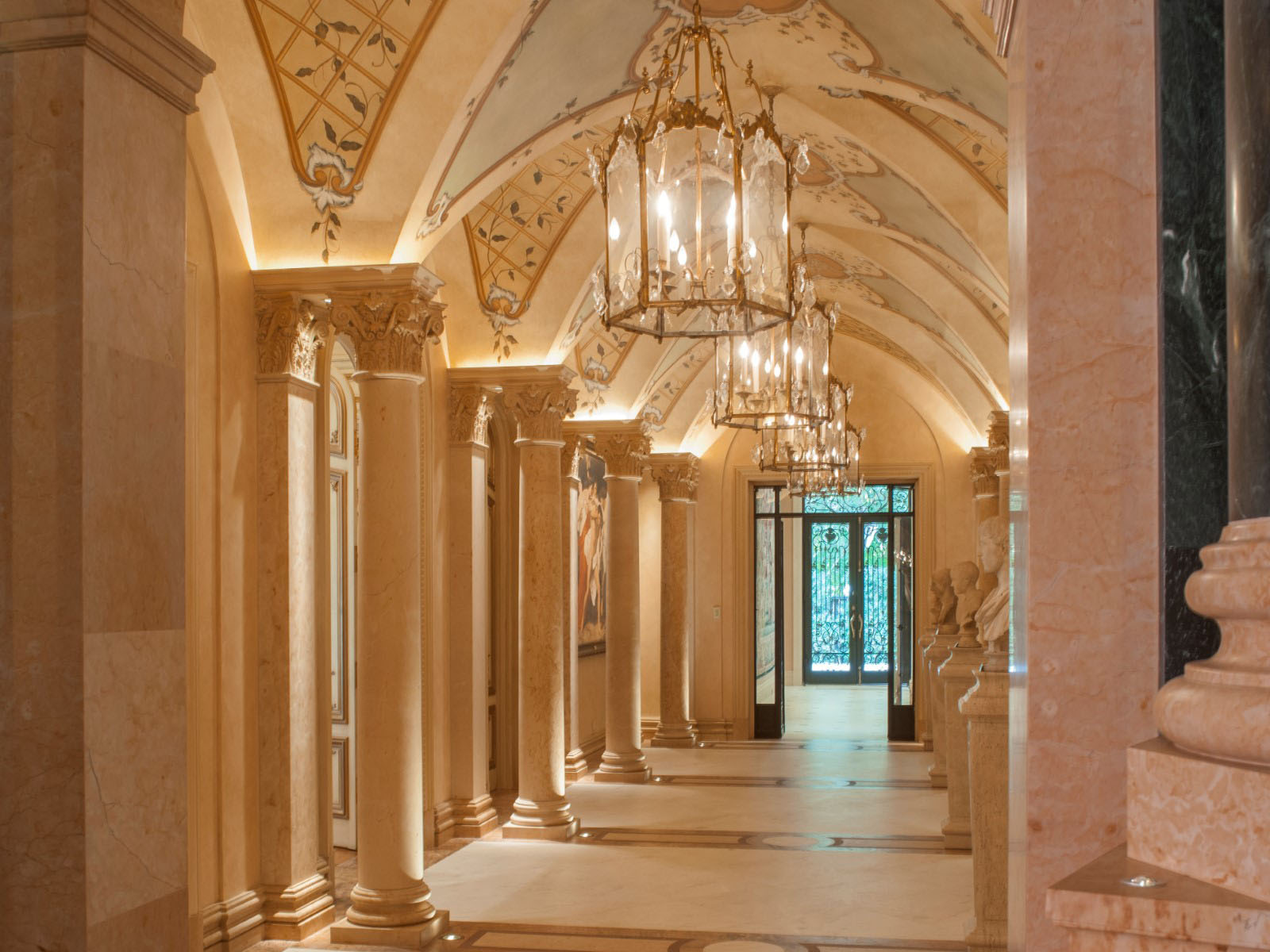 Neoclassical-Chateau-Estate-Texas_6
