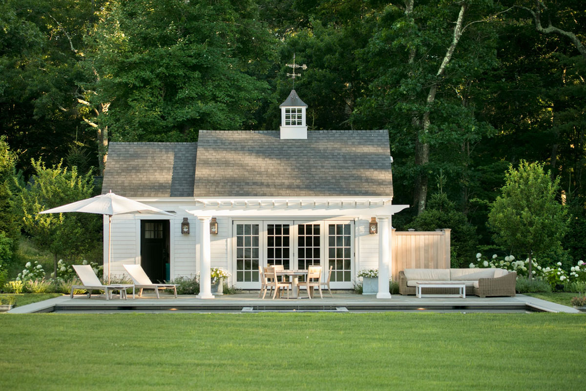 Pool House with Classic Contemporary Architecture - Dover, Massachusetts