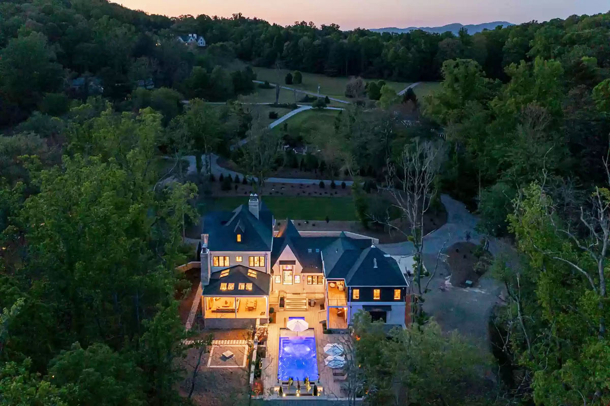 Elegant Urban Contemporary Home - Asheville, North Carolina