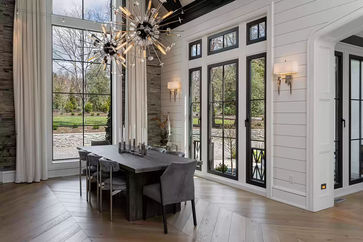 Elegant Urban Contemporary Home - Asheville, North Carolina