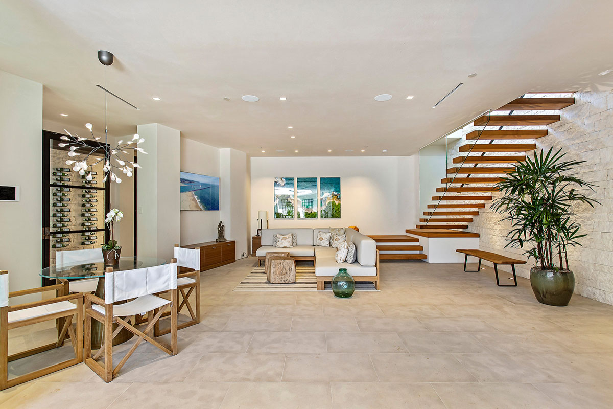 Courtyard House Private Oasis - Corona Del Mar, California