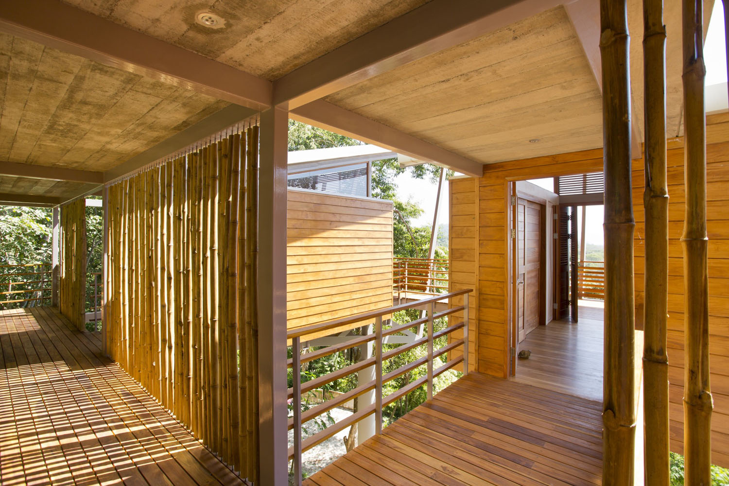 Ocean-View-Modern-Wooden-House-Costa-Rica_12 House built with Wood and Bamboo materials