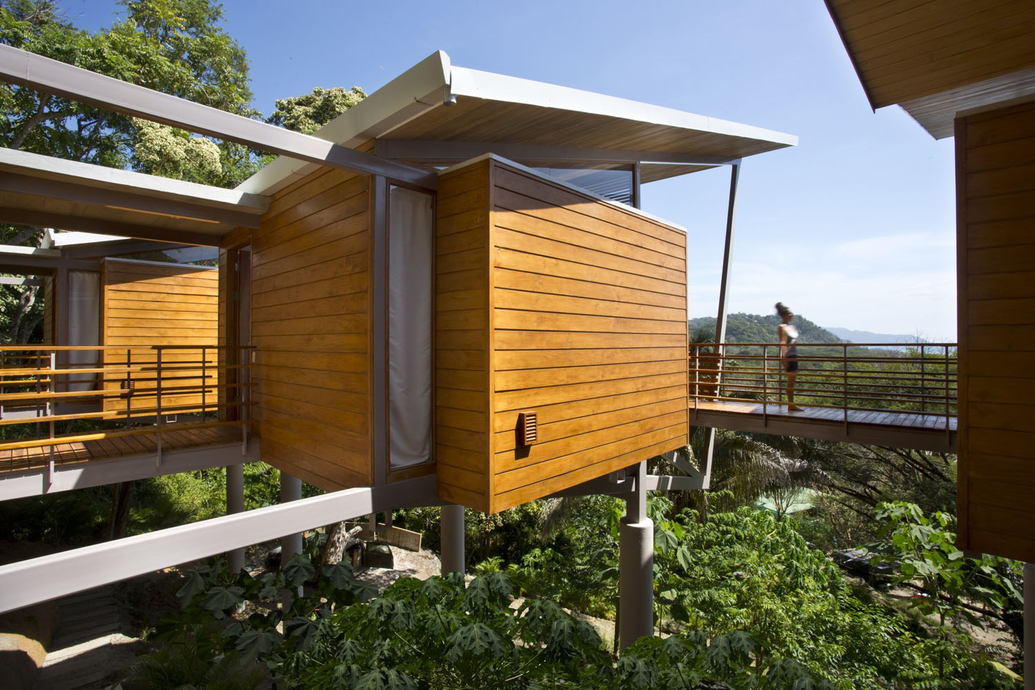 Ocean-View-Modern-Wooden-House-Costa-Rica_16