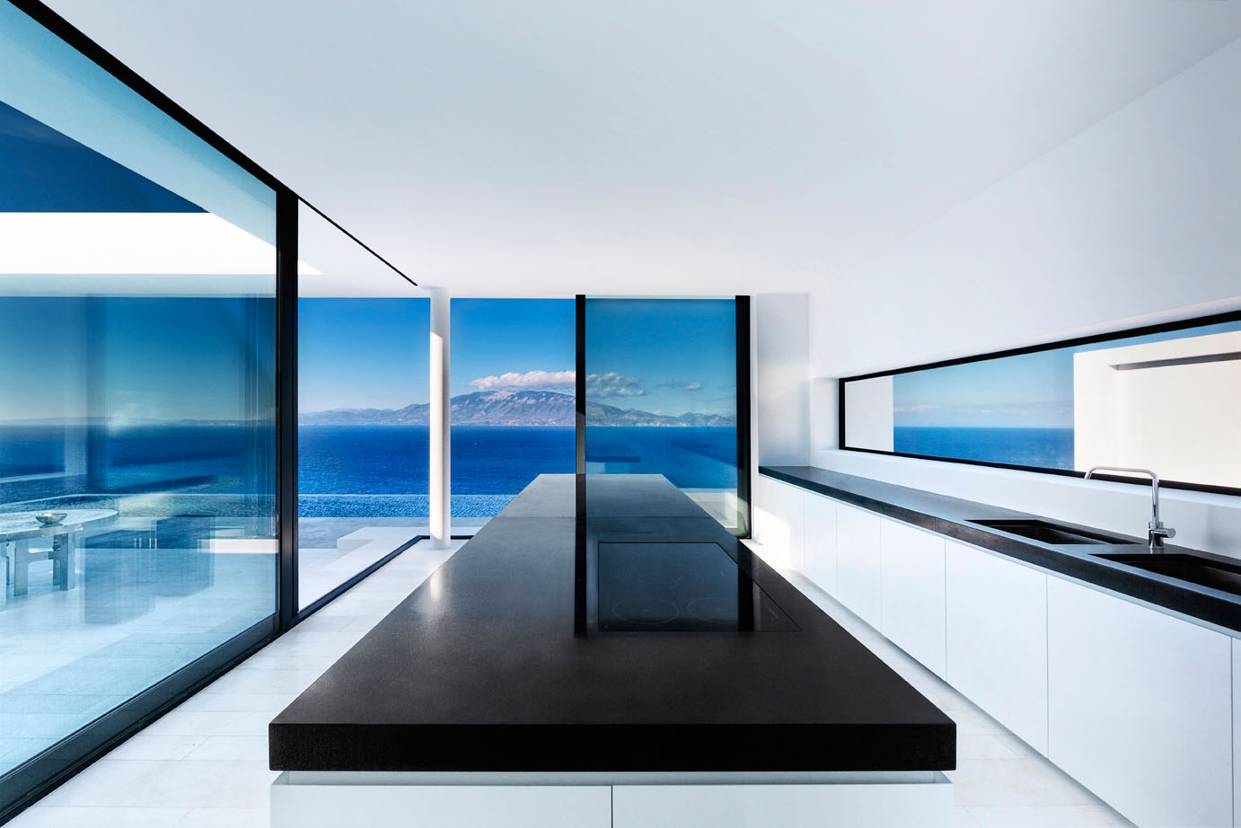 Olivier-Dwek-House-T_4 Modern Kitchen with Ocean View