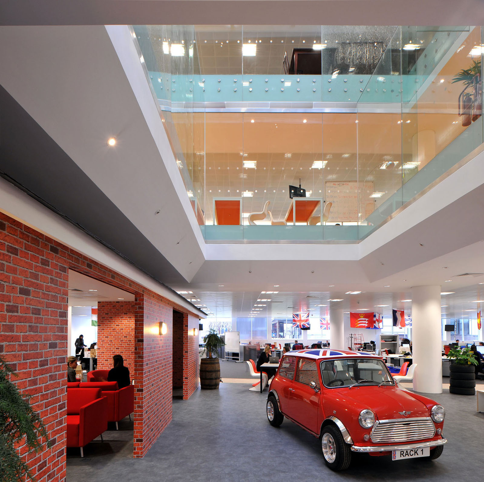 Rackspace-Office-Interior-Design_1 British Themed Interior Design