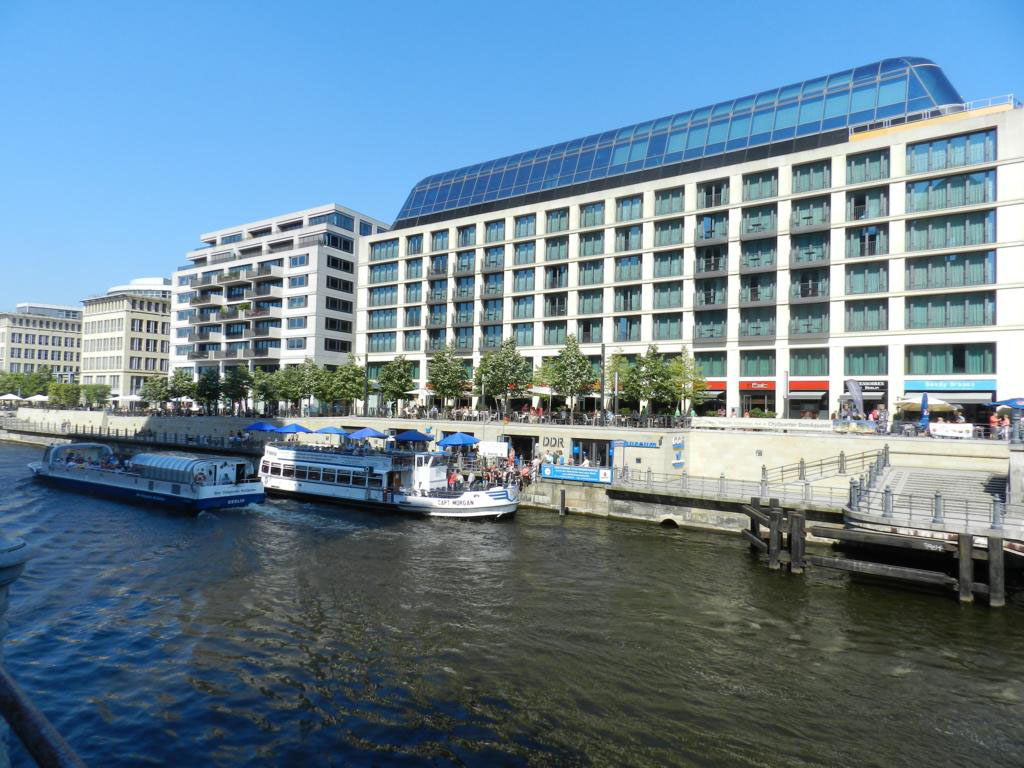 Radisson-Blu-Hotel-Berlin_1 Radisson-Blu-Hotel-Berlin