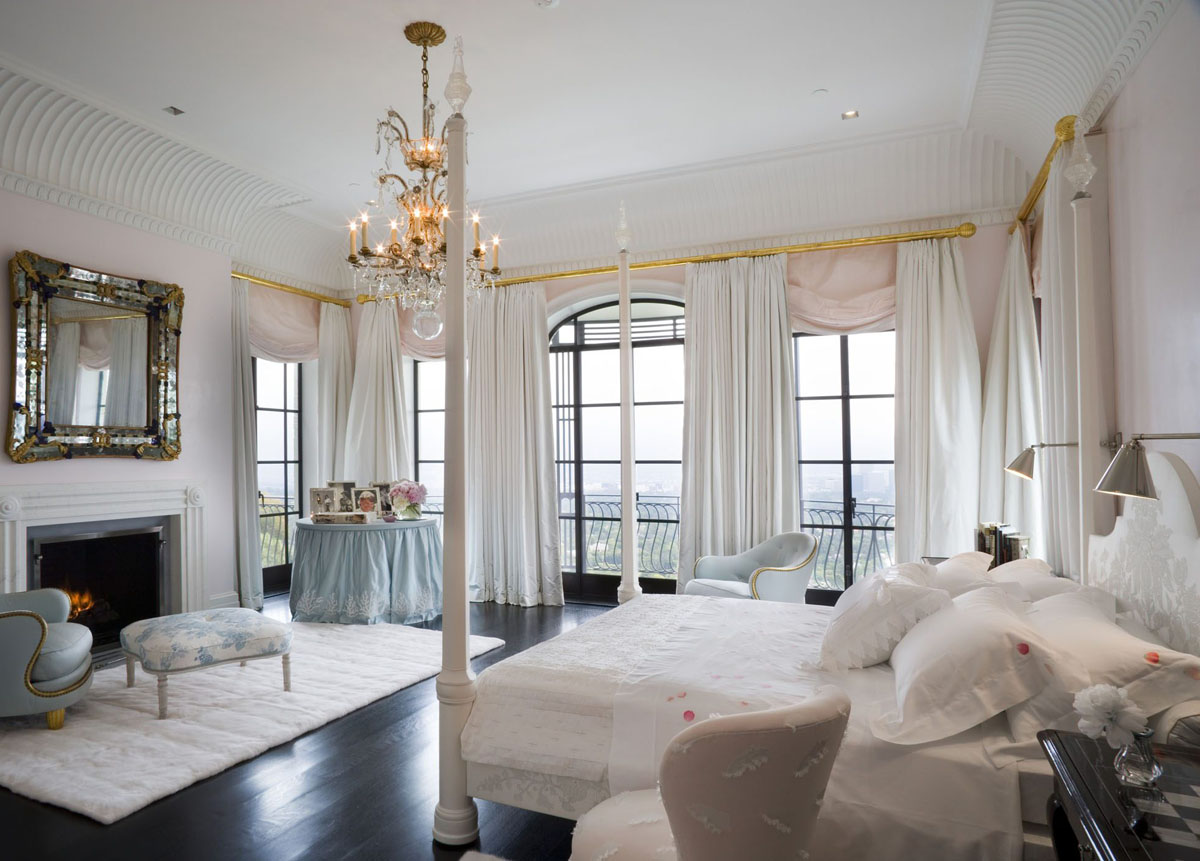 Elegant Regency Style Contemporary House - Los Angeles, California