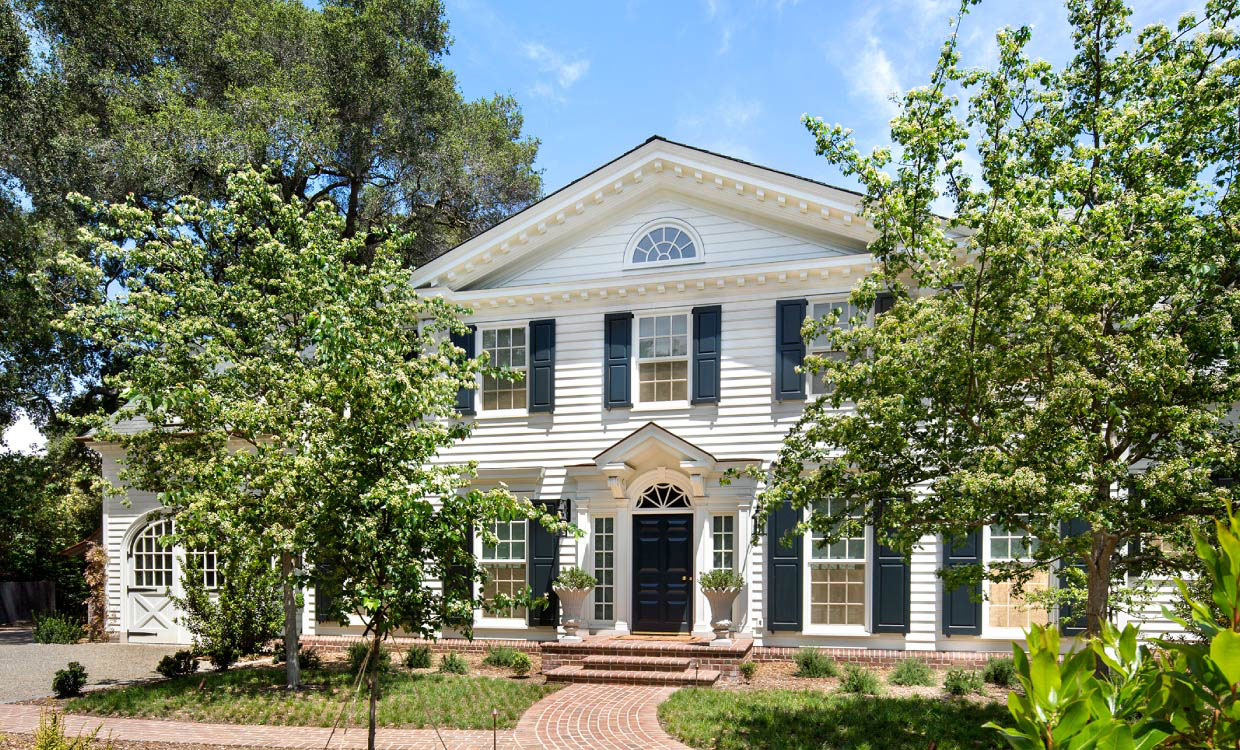 Renovated-American-Neoclassical-Federal-Style-House_2