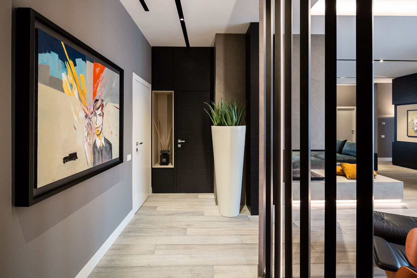 Renovated-Elegant-Duplex-Apartment-Milan-Italy_10