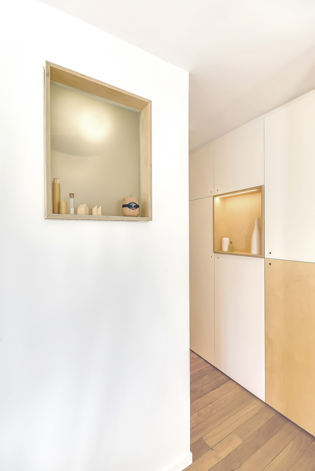 Richard-Guilbault-Parisian-Flat_10