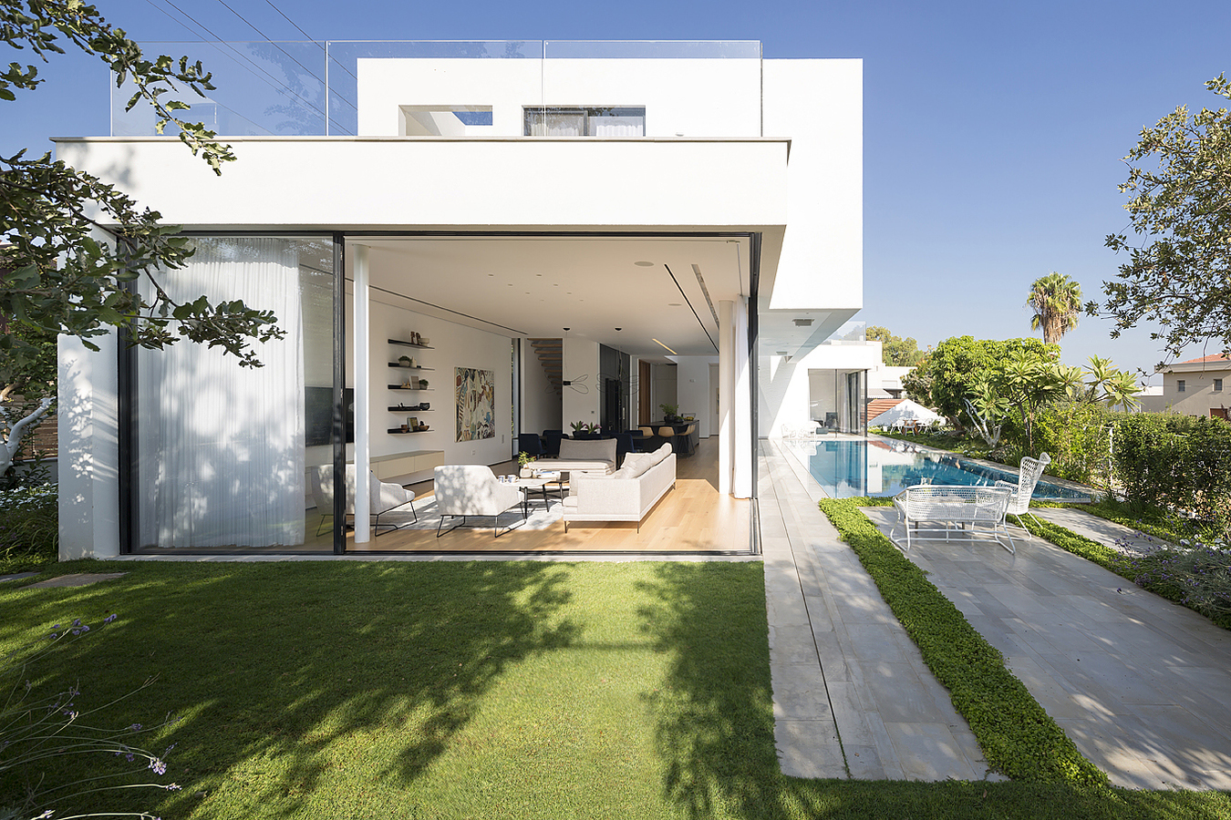 Rishon-LeTsiyon-Israel-Modern-House_1