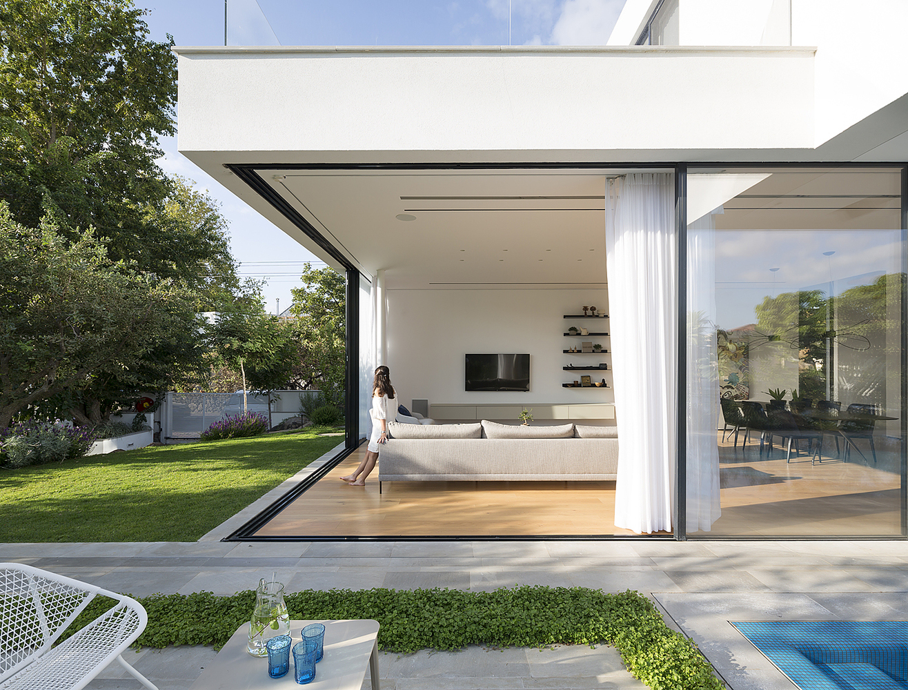 Rishon-LeTsiyon-Israel-Modern-House_10