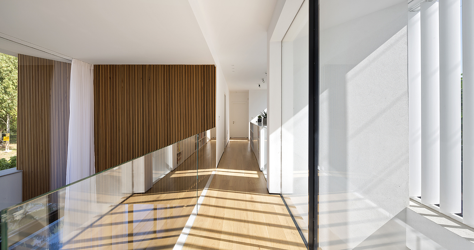 Rishon-LeTsiyon-Israel-Modern-House_24