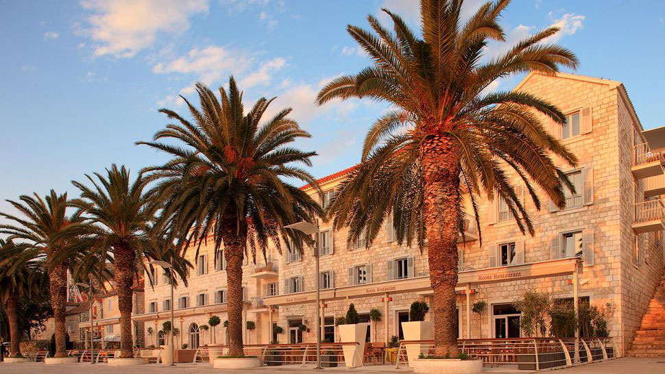 Riva-Hvar-Yacht-Harbour-Hotel_1