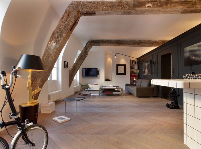 Rue-Jacob-Attic-Apartment_2 Modern Attic Apartment Paris