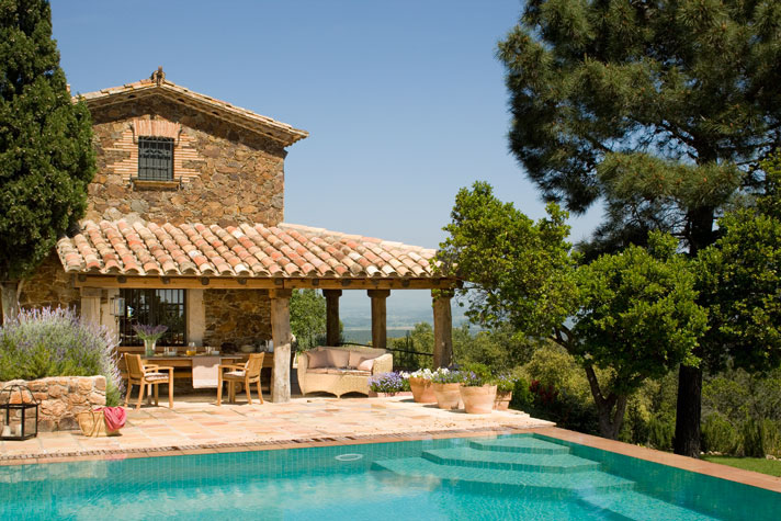 Rustic-Mediterranean-House_1