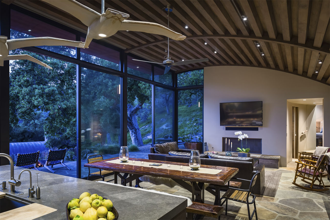 Rustic-Modern-Ranch-Style-House-Santa-Barbara-California_4