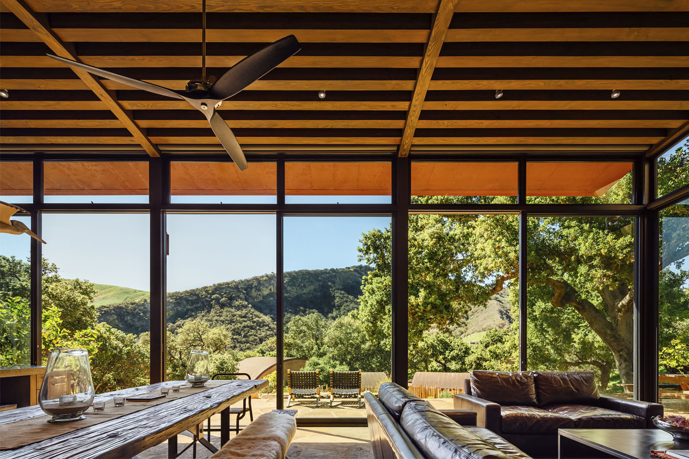 Rustic-Modern-Ranch-Style-House-Santa-Barbara-California_6