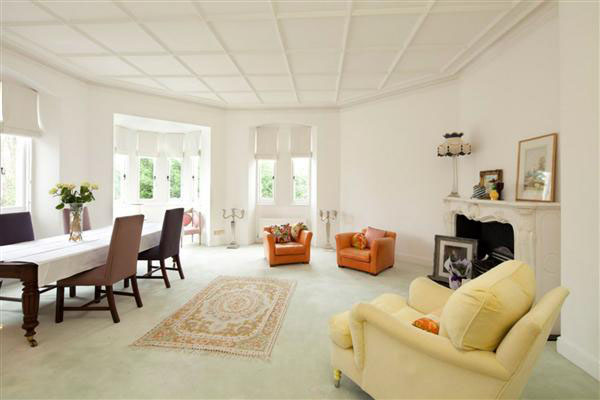 Ruxley-Towers-Claygate-Surrey_7 The-Tower-Interior