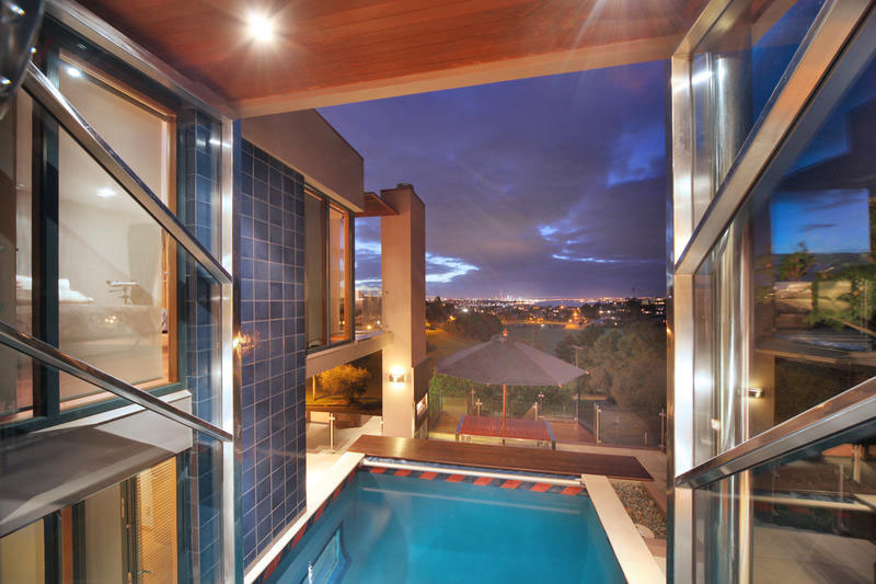 Saint-Heliers-Auckland-New-Zealand-Modern-Luxury-Home_10