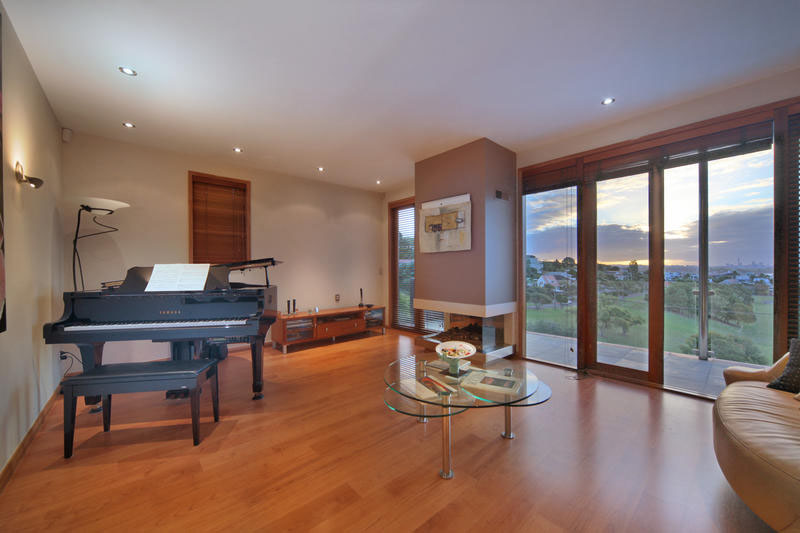Saint-Heliers-Auckland-New-Zealand-Modern-Luxury-Home_14